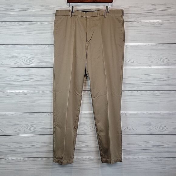 Dockers original classic fit chinos in tan Men's Size 40X34 - Picture 6 of 16